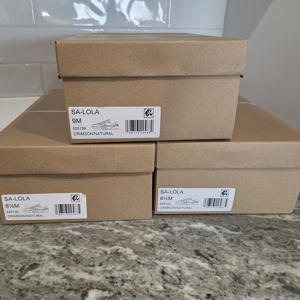 NIB Sanctuary Lola Sneakers Crimson and Natural - Picture 9 of 9